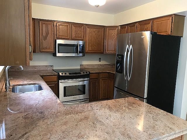 1st image of 1461 Landis Cir