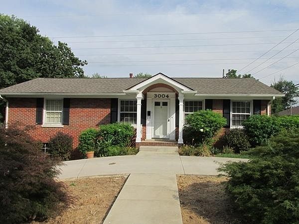 1st image of 3004 Dartmouth Dr