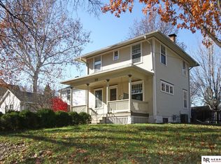 3205 S 48th St, Lincoln, NE 68506