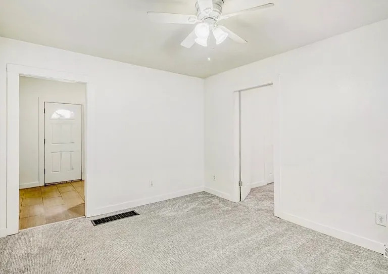 658 Meade St — Photo 3