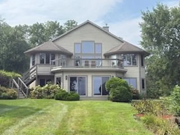 S7652 Lucille Ln #1, Merrimac, WI 53561