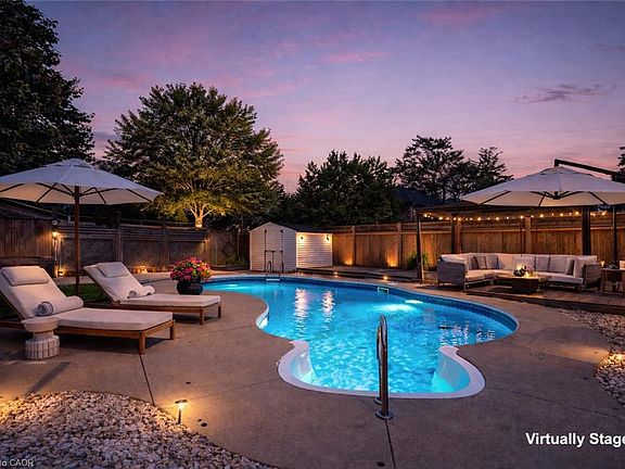 3rd image of 211 Rosedale Ave