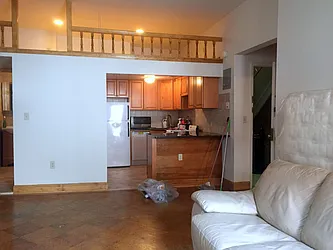Rented by Salizzoni Realty