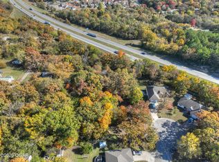 E Stoneridge Dr, Joplin, MO 64804