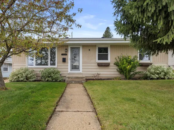 1530 Perry AVENUE, Racine, WI 53406