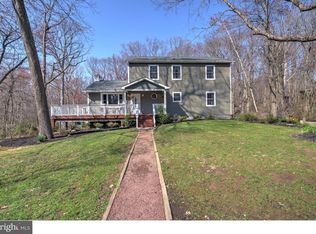 2073 Bustleton Rd, Burlington, NJ 08016