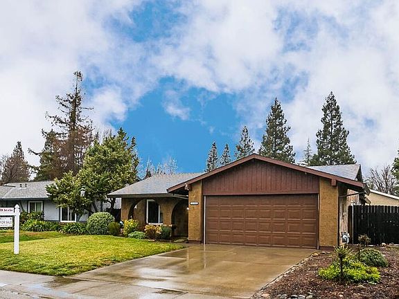 2nd image of 9149 Plumgrove Way