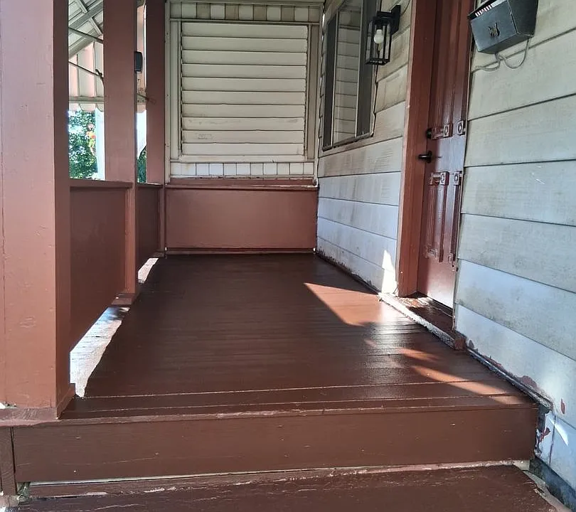 15 Holland Ave
