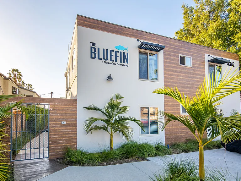 The Bluefin — Photo 8