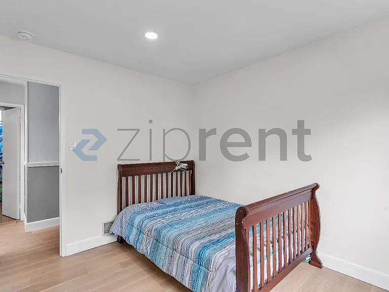 626 Foothill Dr — Photo 22