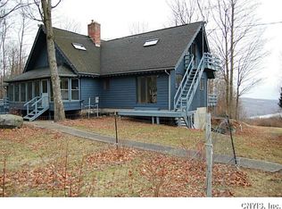 1099 Stevens Rd, Tully, NY 13159