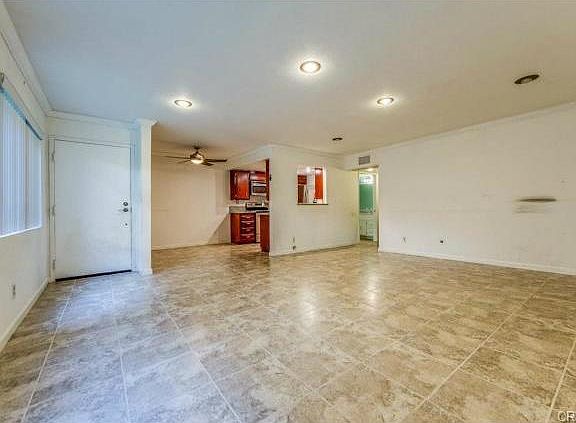 2nd image of 303 E 9th St APT 205