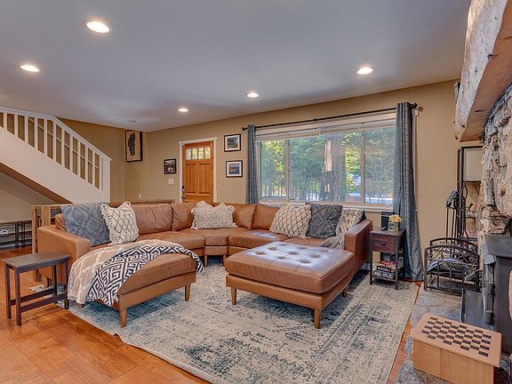 3rd image of 7064 6th Ave