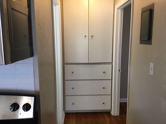 4th image of 3685 N Pierce St