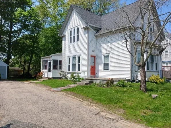 41 Gordon St, Brockton, MA 02301