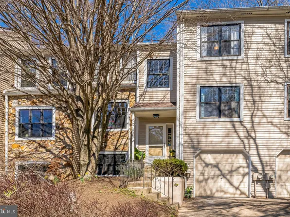 8505 Trumbauer Dr, Wyndmoor, PA 19038