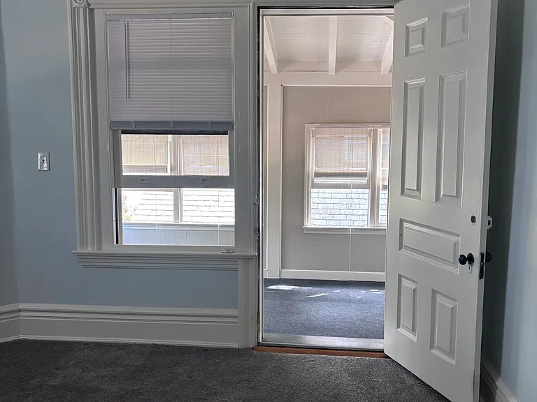 Bedroom to bonus porch room