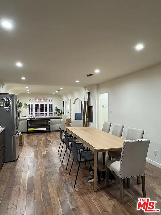 3 bed, 2.0 bath, 1785 sqft, $9,500 — Photo 3
