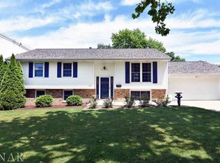 615 Bradley Dr, Bloomington, IL 61701