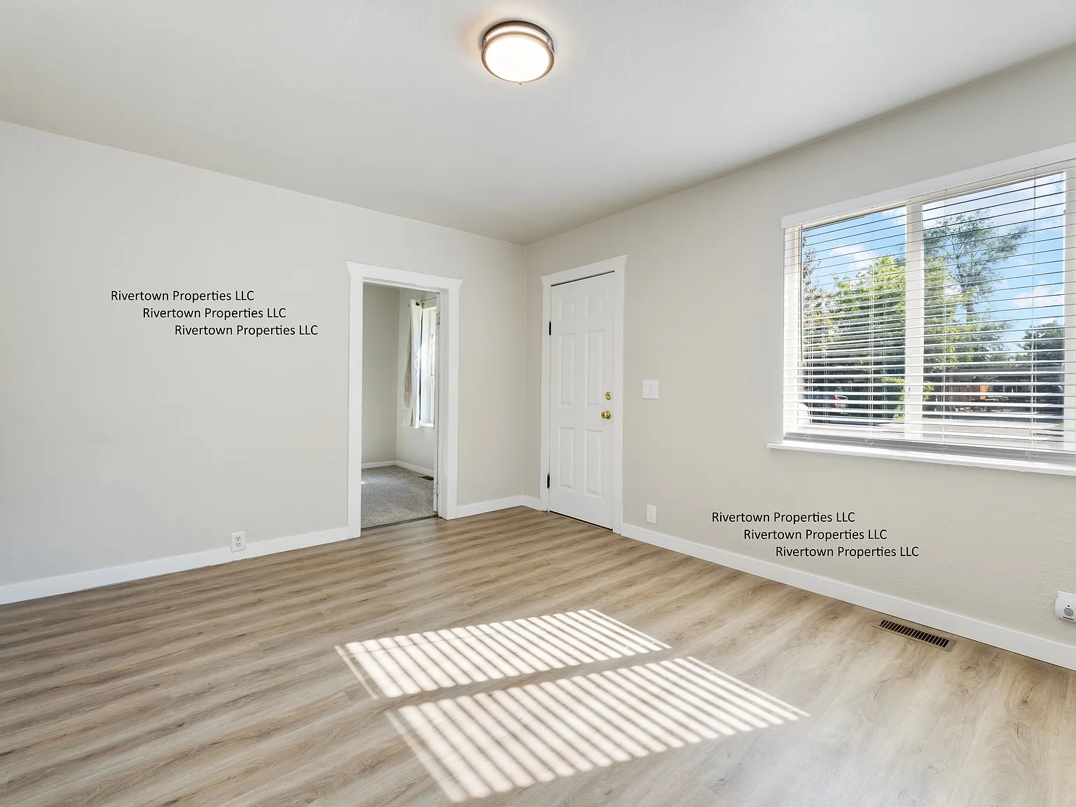 3 bed, 1100 sqft, $1,850 — Photo 4