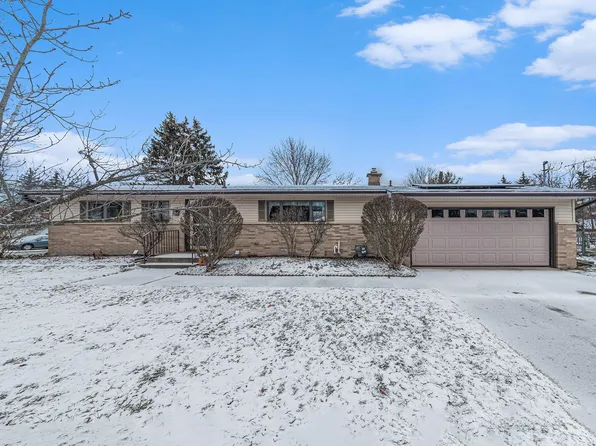 4114 Sawkaw Dr NE, Grand Rapids, MI 49525