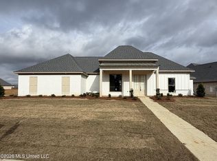 1212 Old Court Xing, Flowood, MS 39232