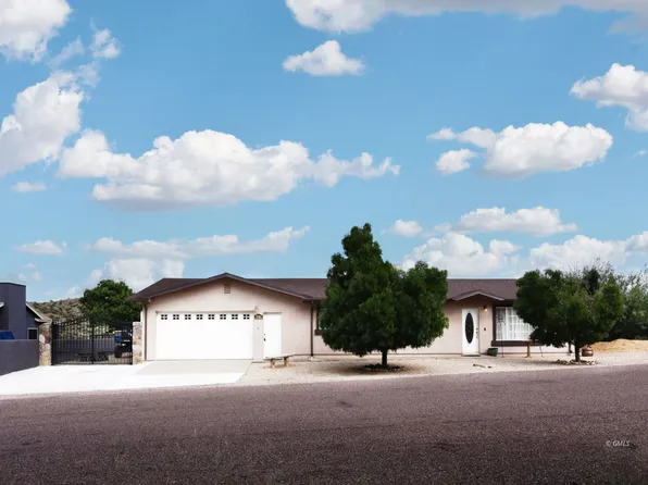 8765 S Sharps Rd, Globe, AZ 85501