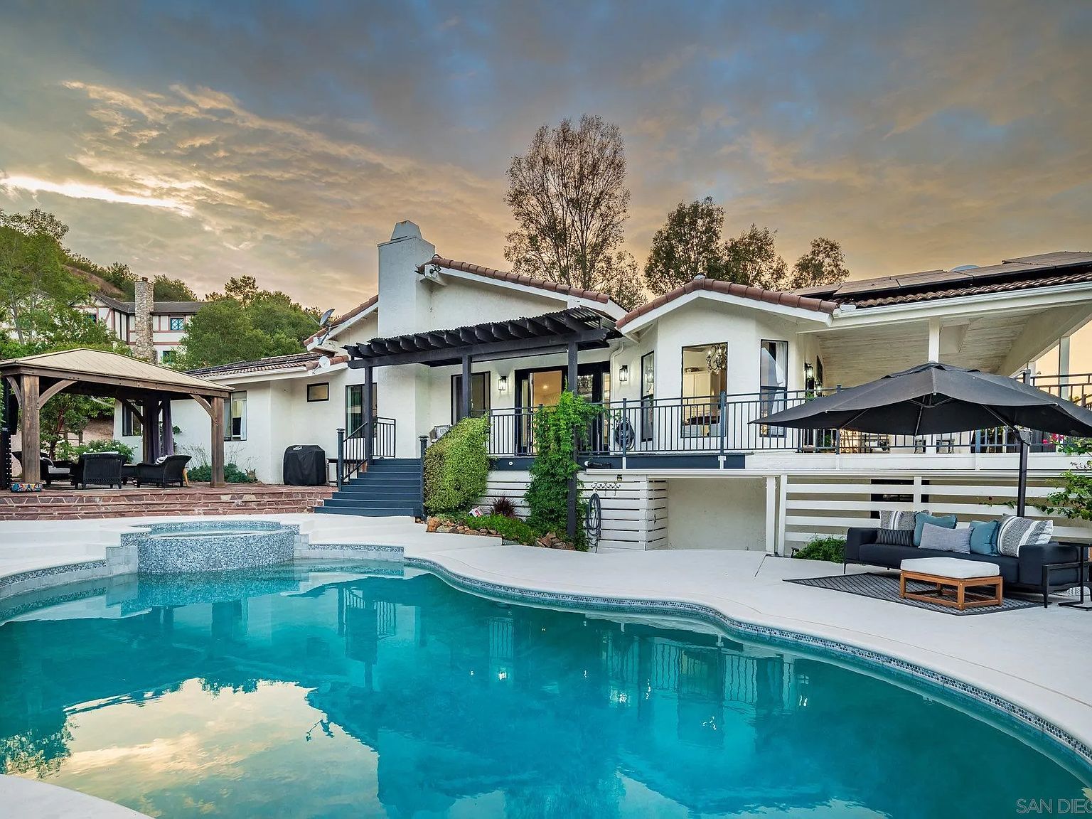 0afd48ff1702e6d7a5781ad724969f