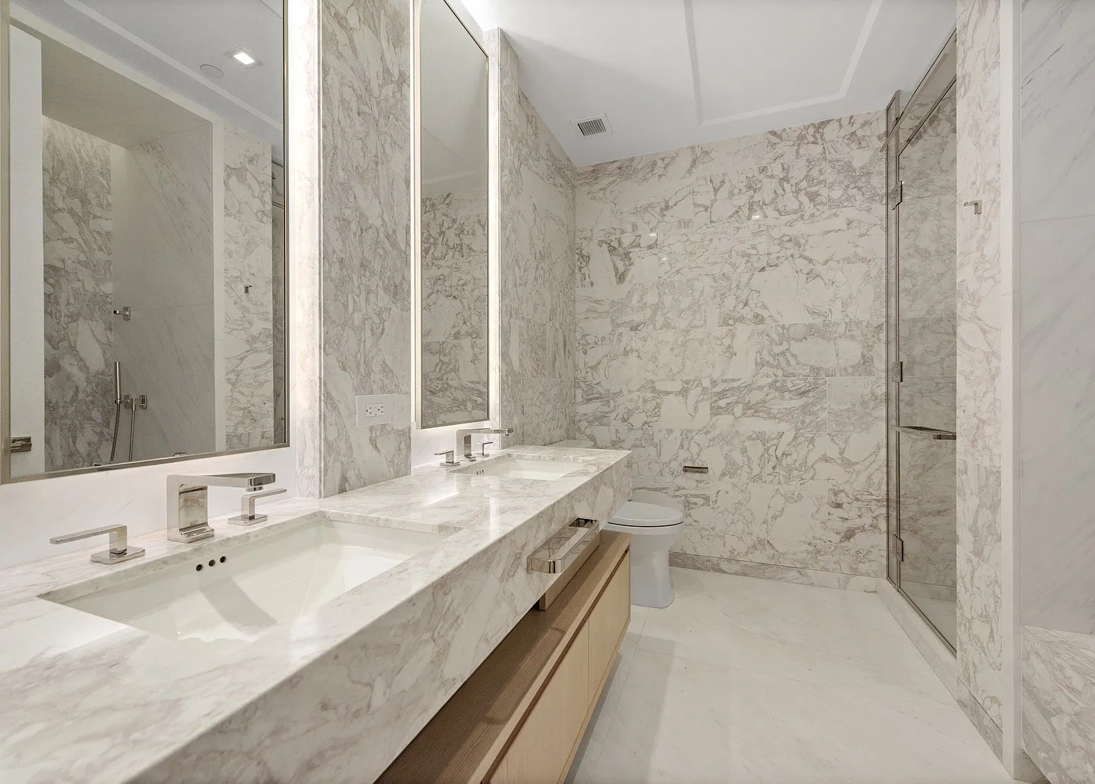 138 East 50th Street — Photo 4