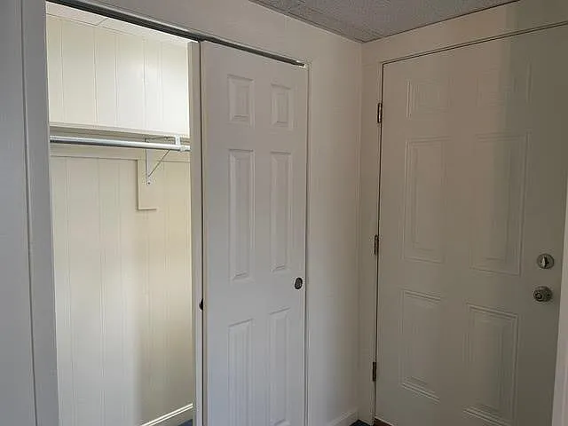 190 Washington St #1 — Photo 7