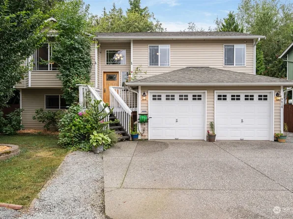 9414 55th Drive NE, Marysville, WA 98270