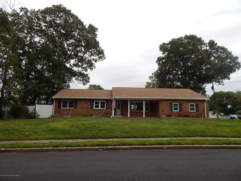 1st image of 919 Alden Dr