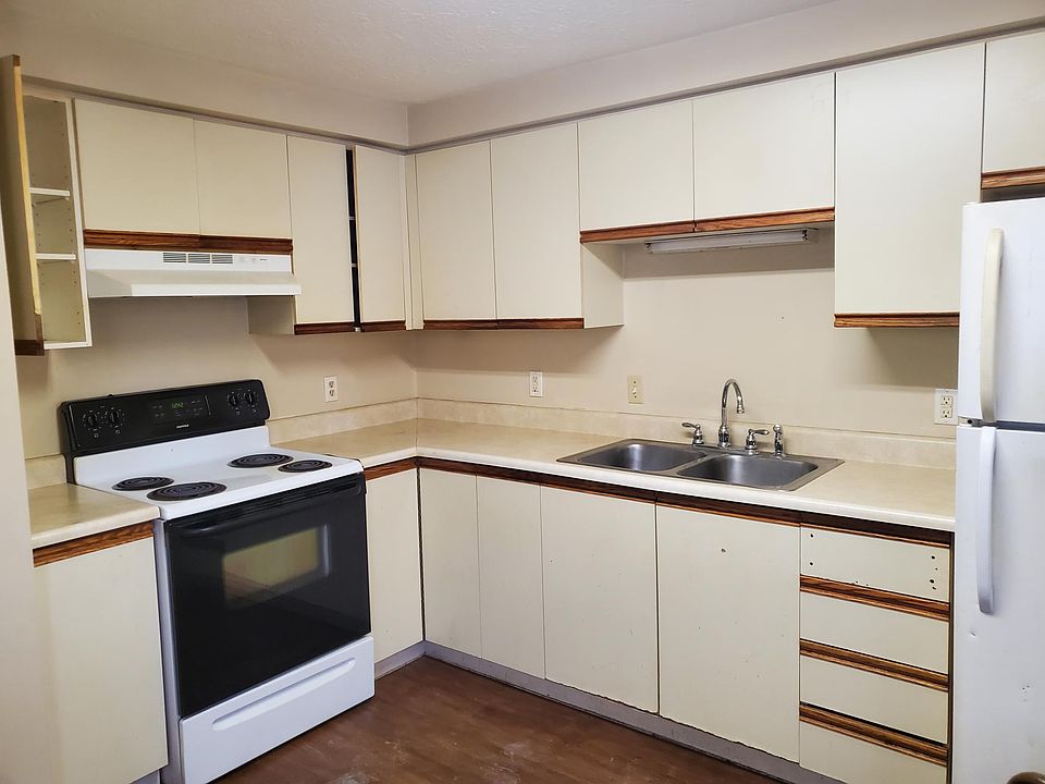1st image of 29 Charles St APT D
