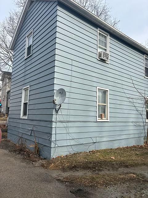 2nd image of 310 Eicher Ave