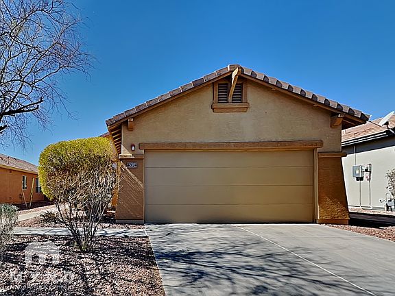 3rd image of 40124 N Thunder Hills Ct