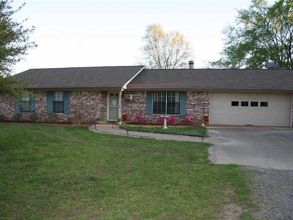 1st image of 318 Baker Dr