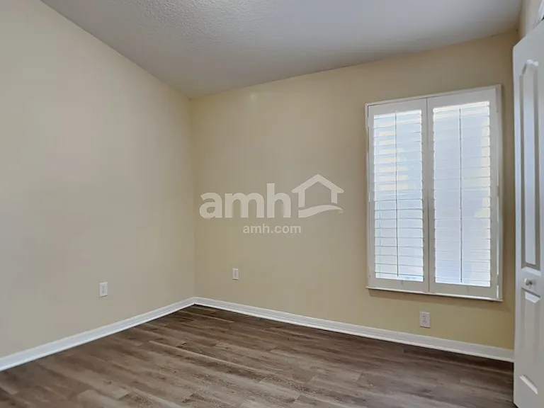 10234 Perthshire Cir — Photo 11