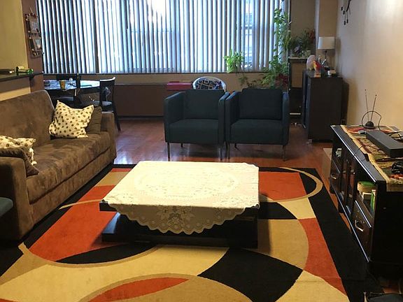 5th image of 201 Saint Pauls Ave APT 1G