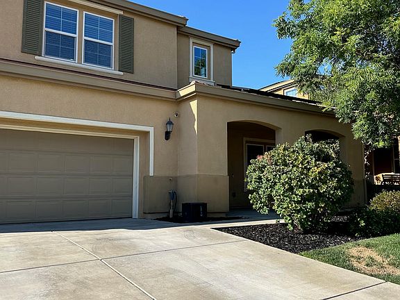 3rd image of 1407 Skibbereen Way