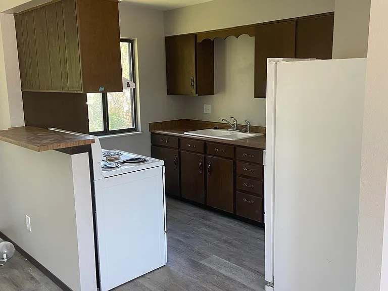 1311 Edwina Pl — Photo 10