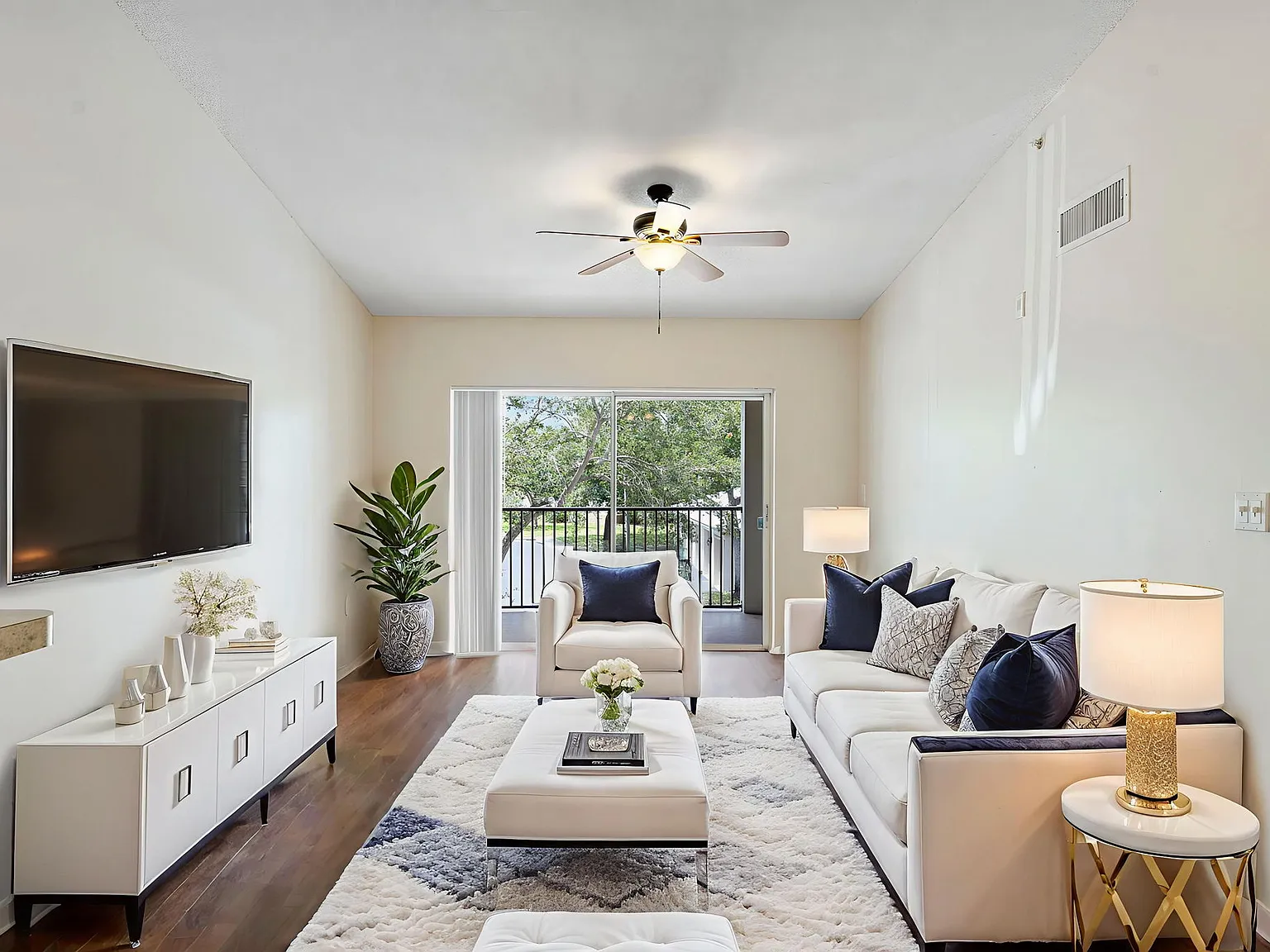 Coquina Cove Apartments — Photo 3