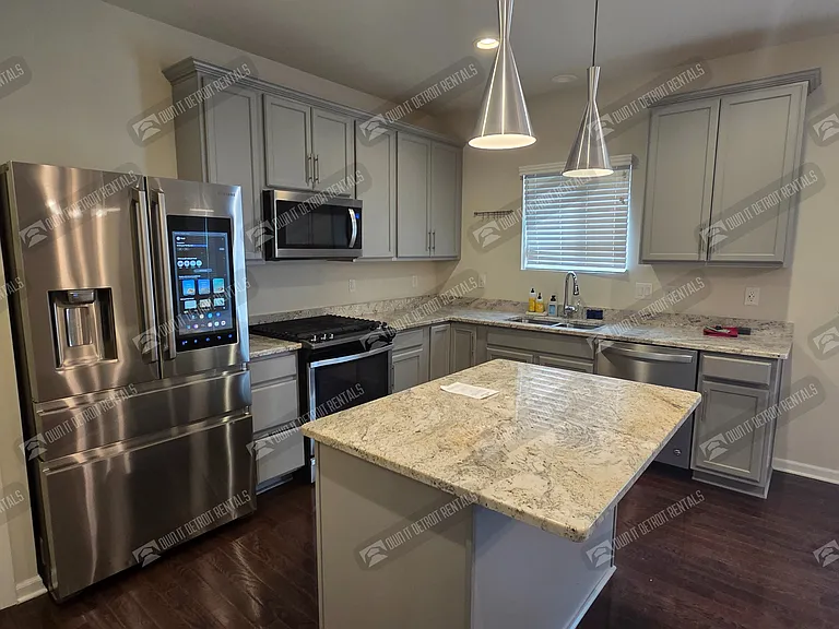 8151 Quincy Dr — Photo 31