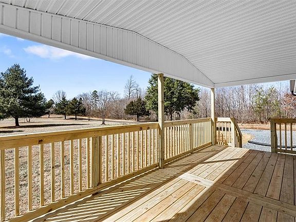 4th image of 235 Aberdeen Rd