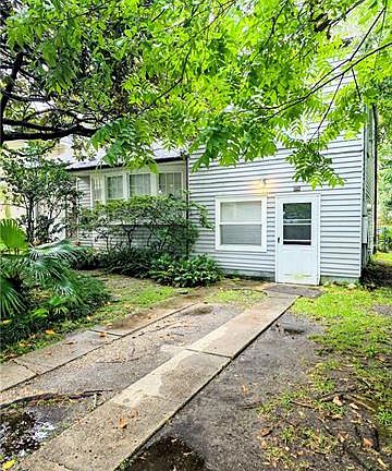 2nd image of 111 Stella St