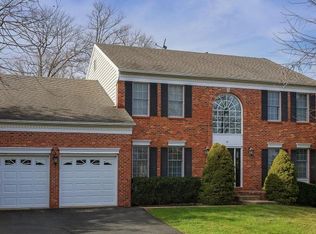 75 Vanderveer Dr, Basking Ridge, NJ 07920