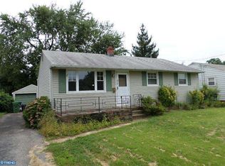212 W Henry St, Palmyra, NJ 08065