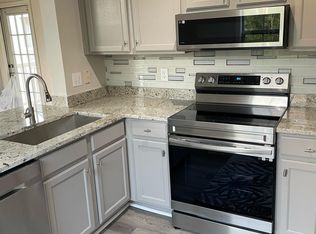 300 Riverbend Dr APT 4D, Charlottesville, VA 22911