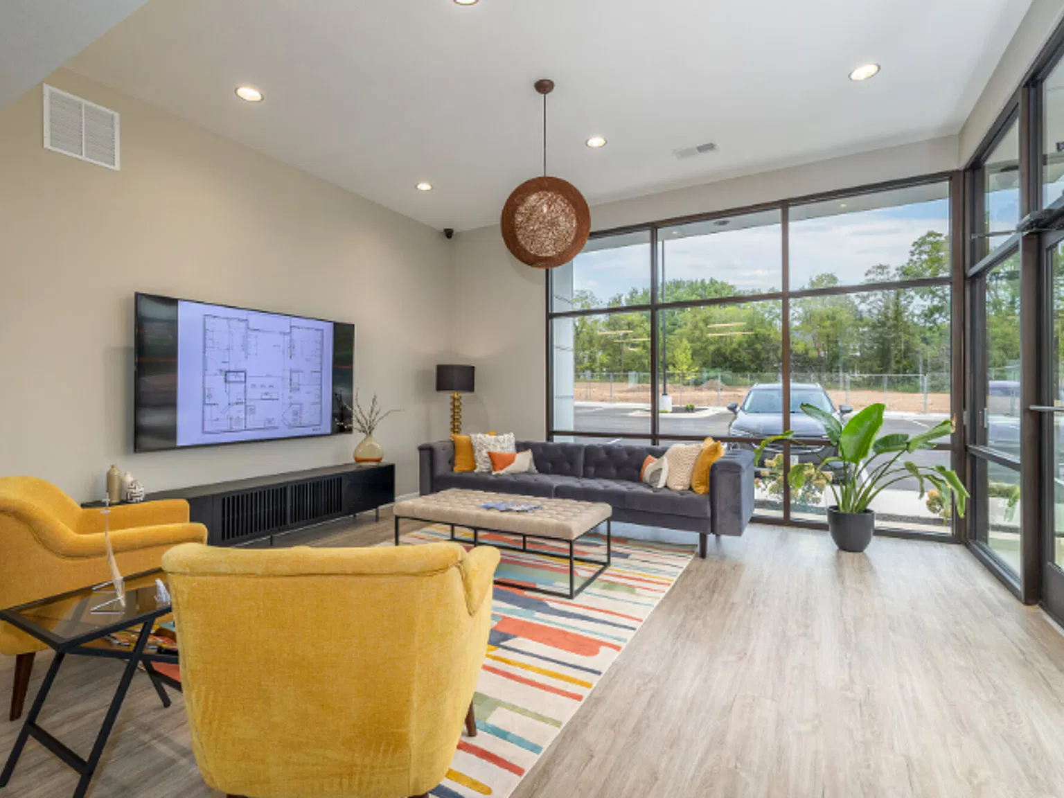 Finley Ridge Apartments — Photo 1