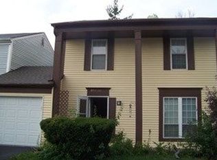 29W442 Tanglewood Ln, Warrenville, IL