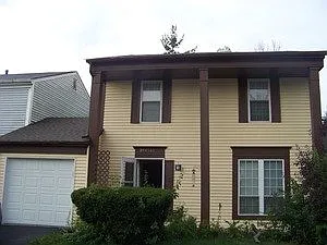 29W442 Tanglewood Ln photo 1